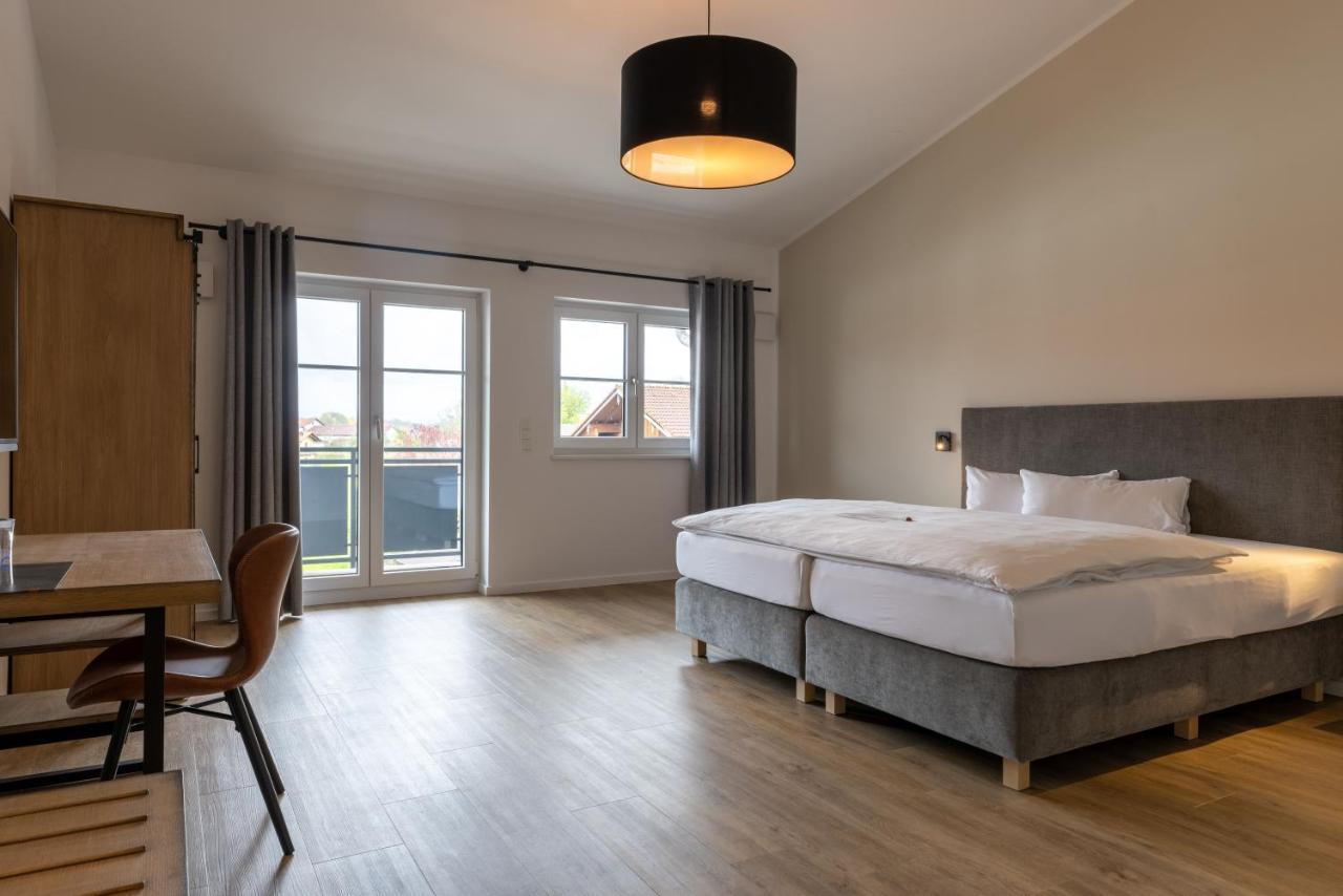Hotel Baumann Otterfing Buitenkant foto